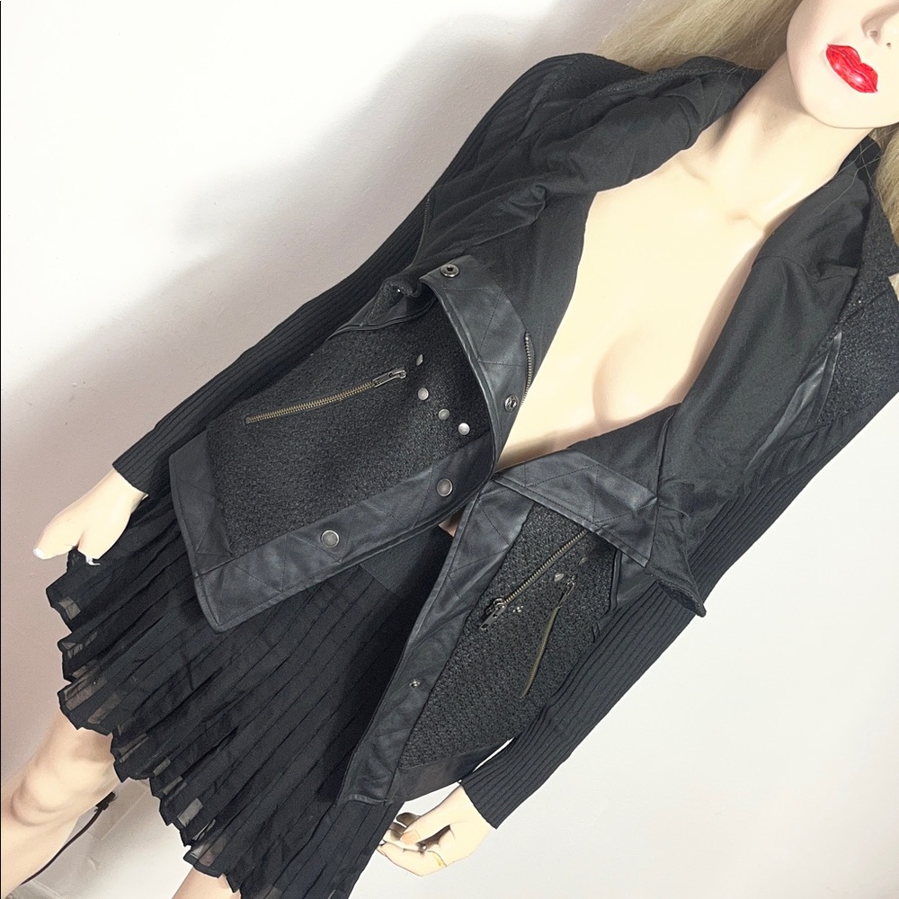 NÜ Denmark Black Jacket - image 4